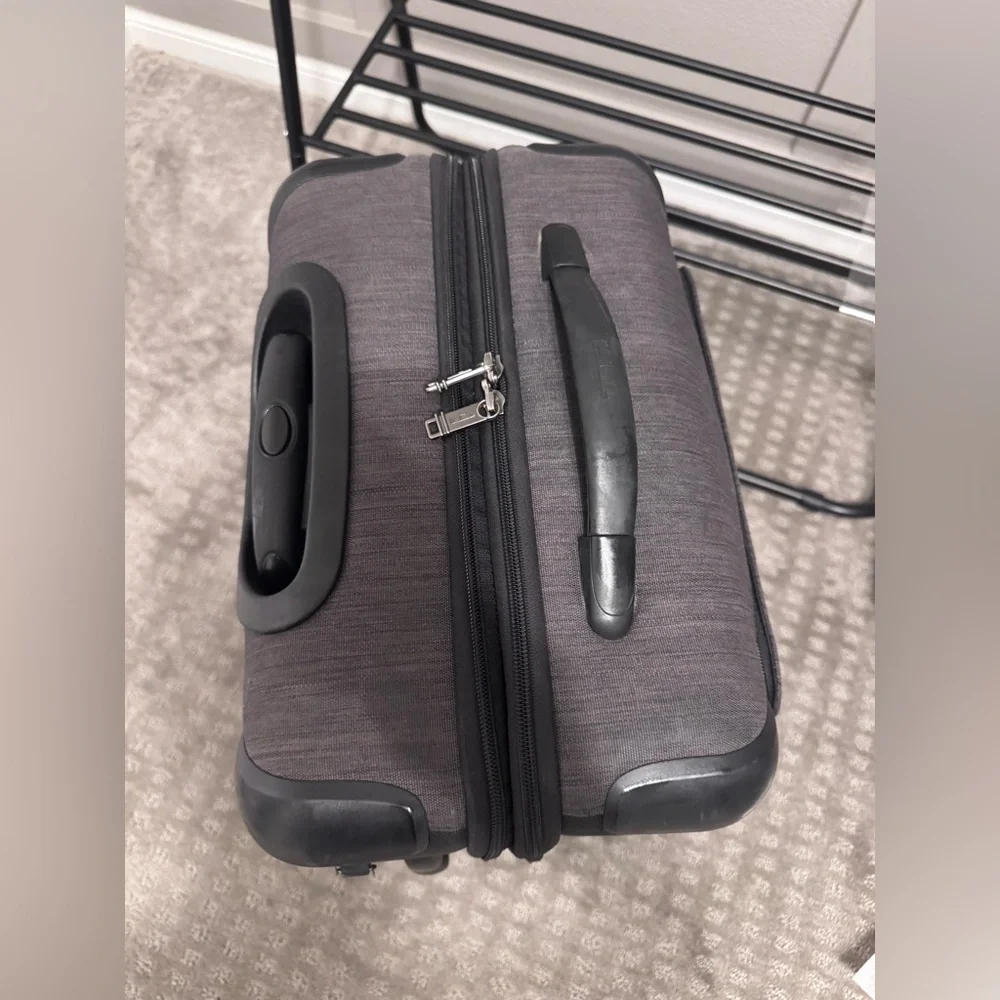 Tumi Gen 4.2 Short Trip Expandable 4 Wheel Packing Case Continental